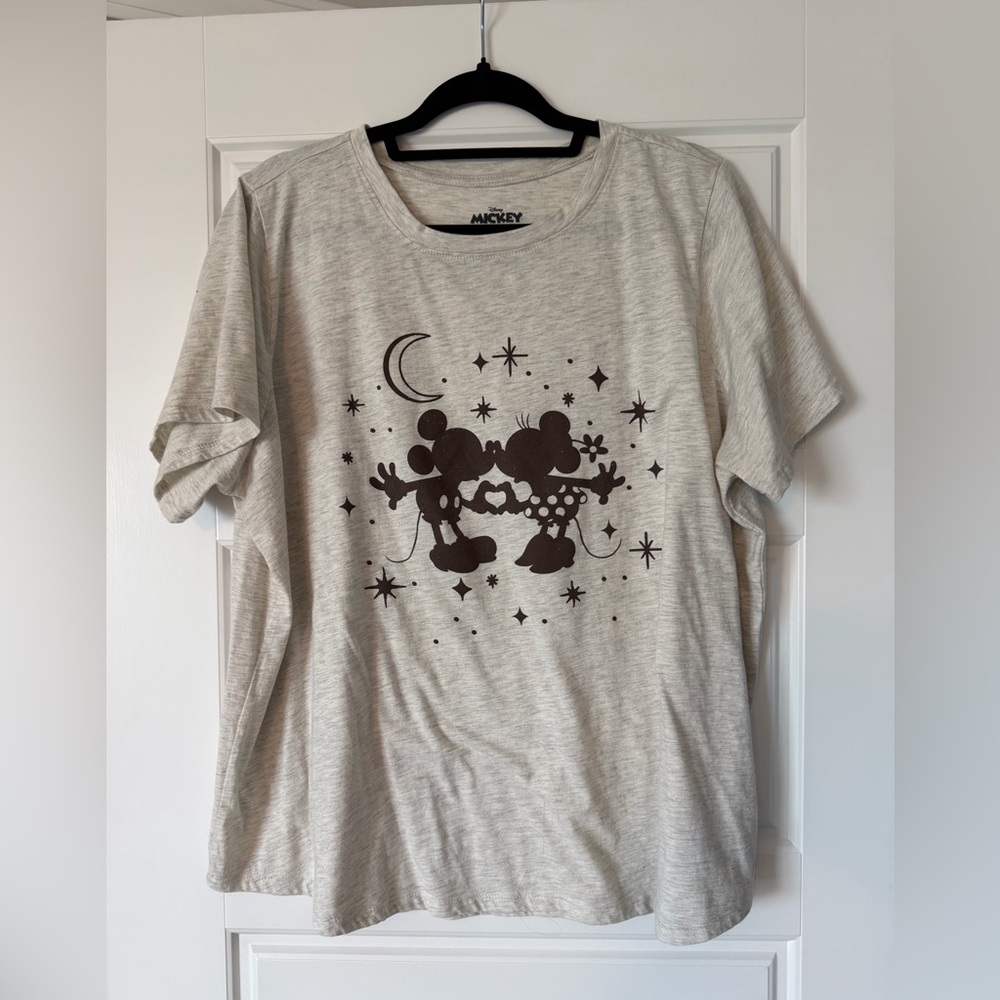 Disney Mickey & Minnie Gray T-Shirt